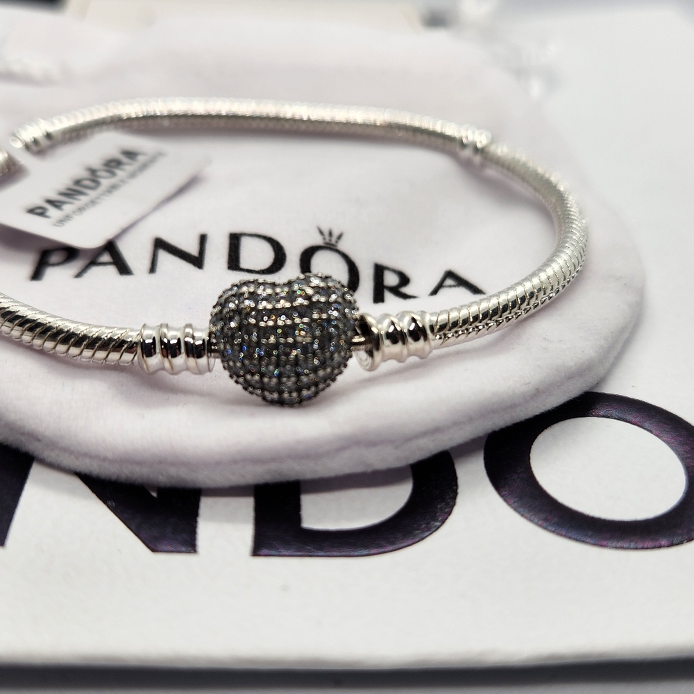 Pandora Moments Sparkling Heart Claps Snake Chain Charm Bracelet Size 7.5 Inches